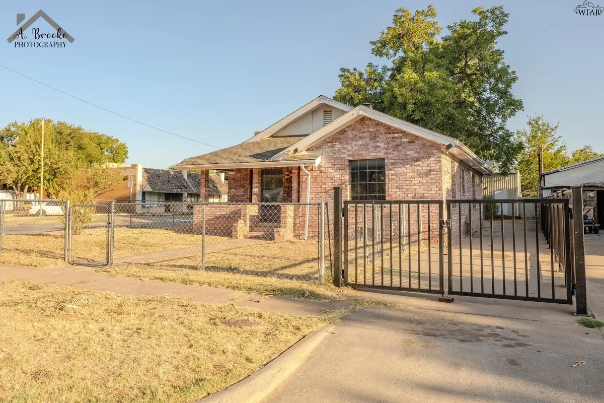 2016 WILSON AVENUE, Wichita Falls, TX 76301 - #1