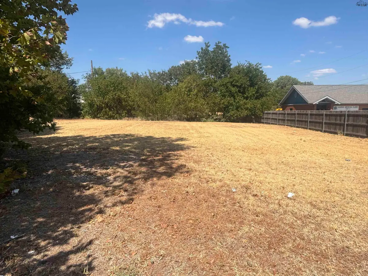 906 JUAREZ STREET, Wichita Falls, TX 76301-0000 - #1