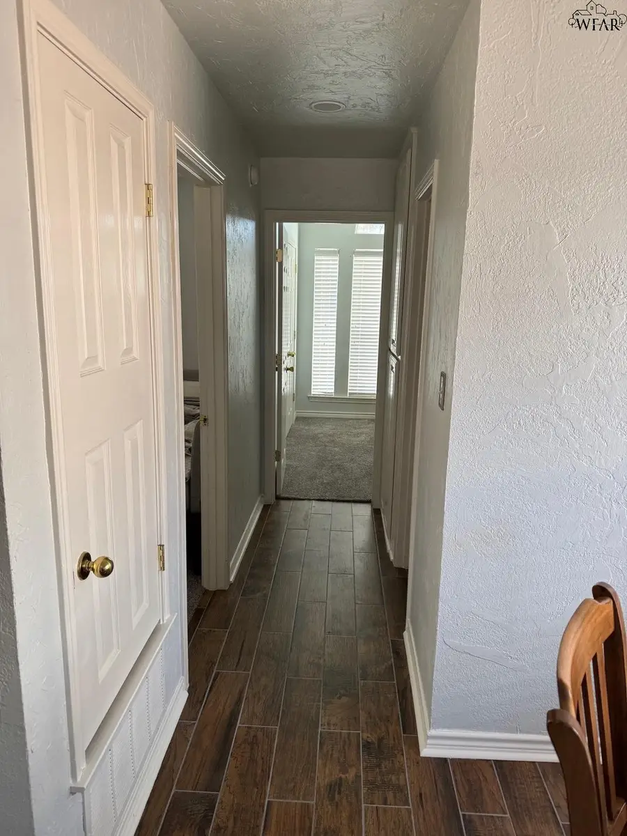 6022 VAN DORN DRIVE, Wichita Falls, TX 76310-6022 - #2