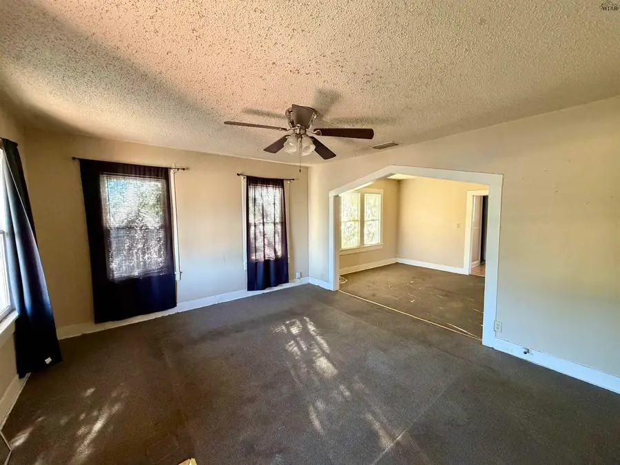 3311 10TH STREET, Wichita Falls, TX 76309 - #2