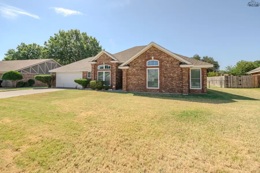 2310 HUNTERS GLEN, Wichita Falls, TX 76306 - #3