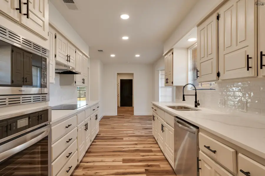 312 SCHOONER DRIVE, Wichita Falls, TX 76308 - #2