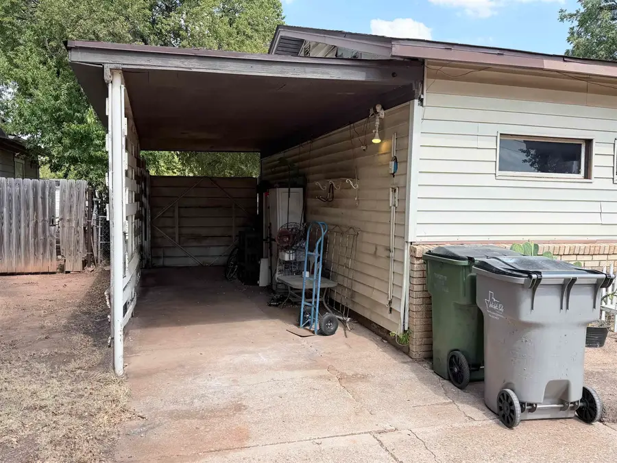 3204 MARIAN LANE, Wichita Falls, TX 76306 - #3