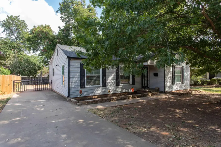 2605 HAIRPIN CURVE, Wichita Falls, TX 76301 - #2