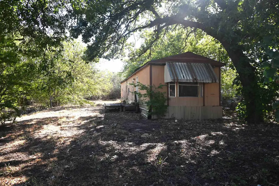 130 N AVENUE F, Burkburnett, TX 76354 - #3