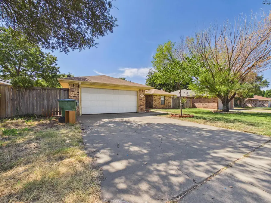 2803 DELTA DRIVE, Wichita Falls, TX 76308 - #2