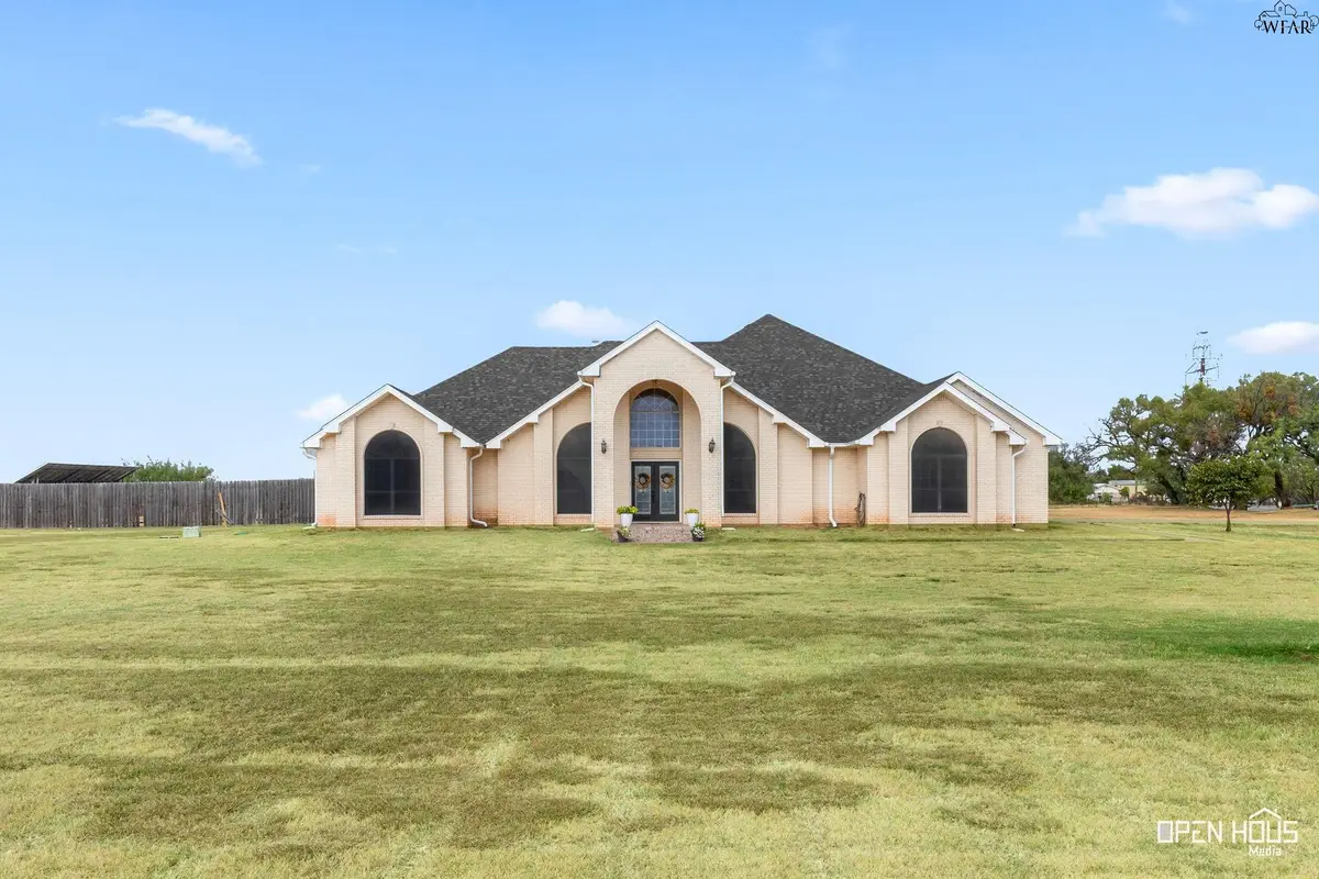 3000 BARNETT ROAD, Wichita Falls, TX 76310 - #1