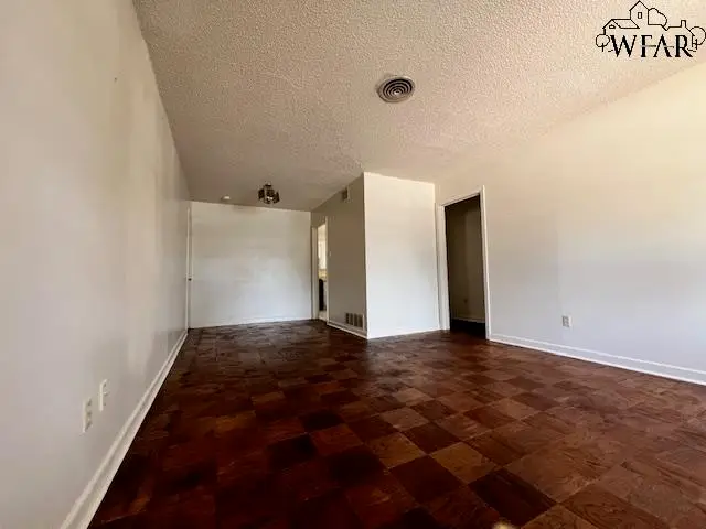 4508 LOCKWOOD DRIVE, Wichita Falls, TX 76308 - #3