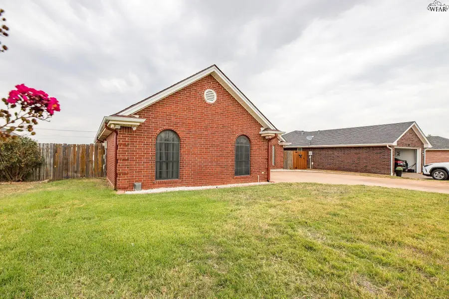 2532 TINKER TRAIL, Wichita Falls, TX 76306 - #2