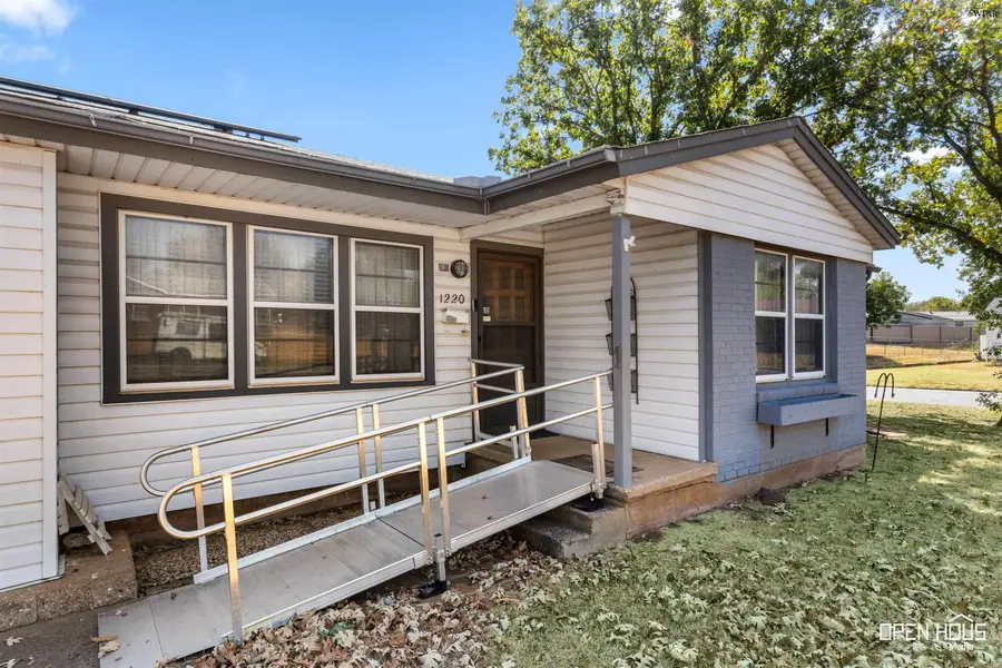 1220 GLIDEWELL AVENUE, Wichita Falls, TX 76301 - #2