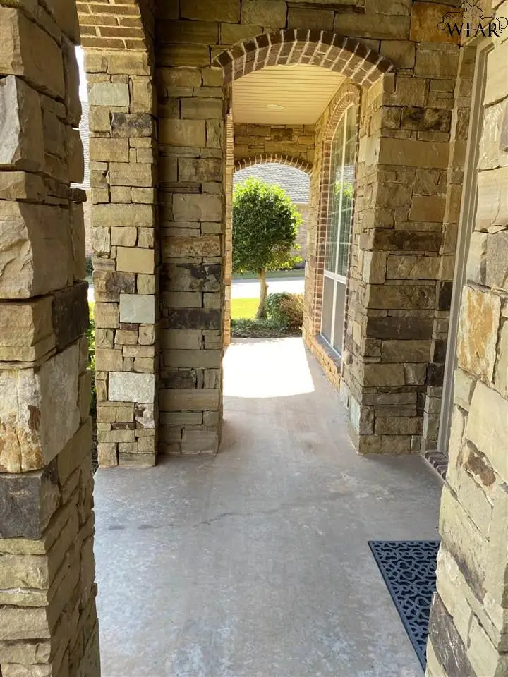 1400 TANGLEWOOD DRIVE, Wichita Falls, TX 76309 - #3
