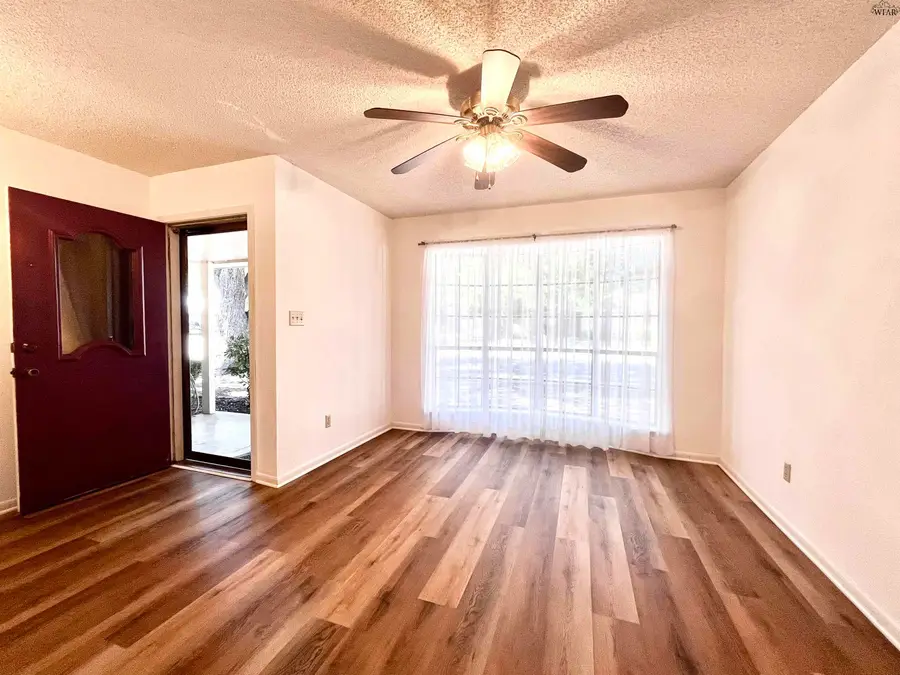 1 SWENSON CIRCLE, Wichita Falls, TX 76308 - #2