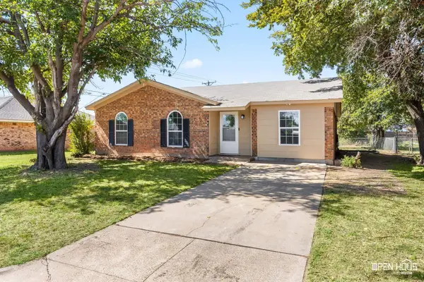 900 FOLEY AVENUE, Iowa Park, TX 76367
