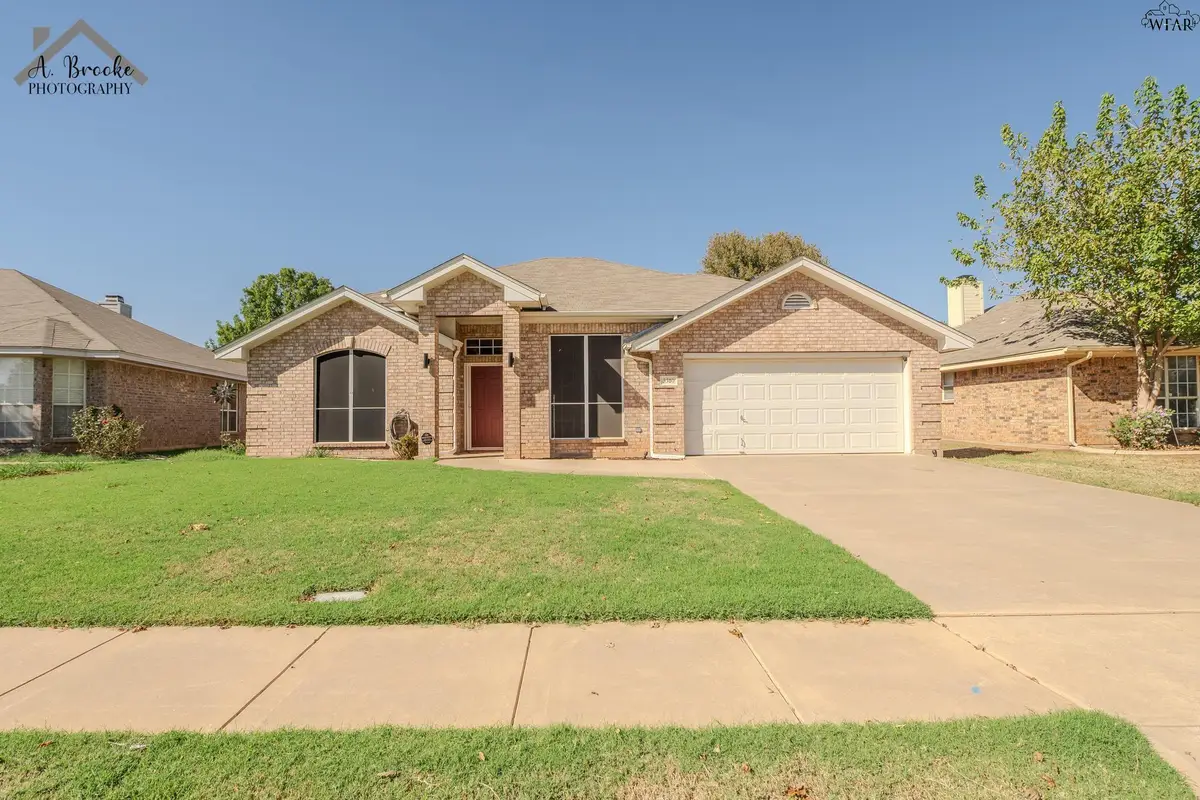 5310 PEPPERBUSH DRIVE, Wichita Falls, TX 76310 - #1