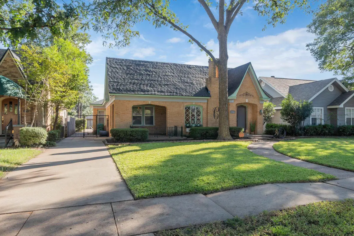 2017 VICTORY AVENUE, Wichita Falls, TX 76301 - #1