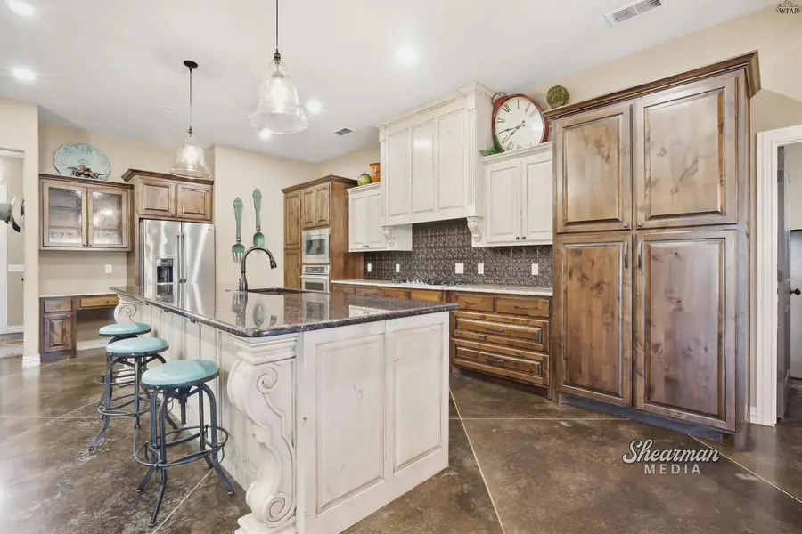 9118 HALL ROAD, Iowa Park, TX 76367 - #3