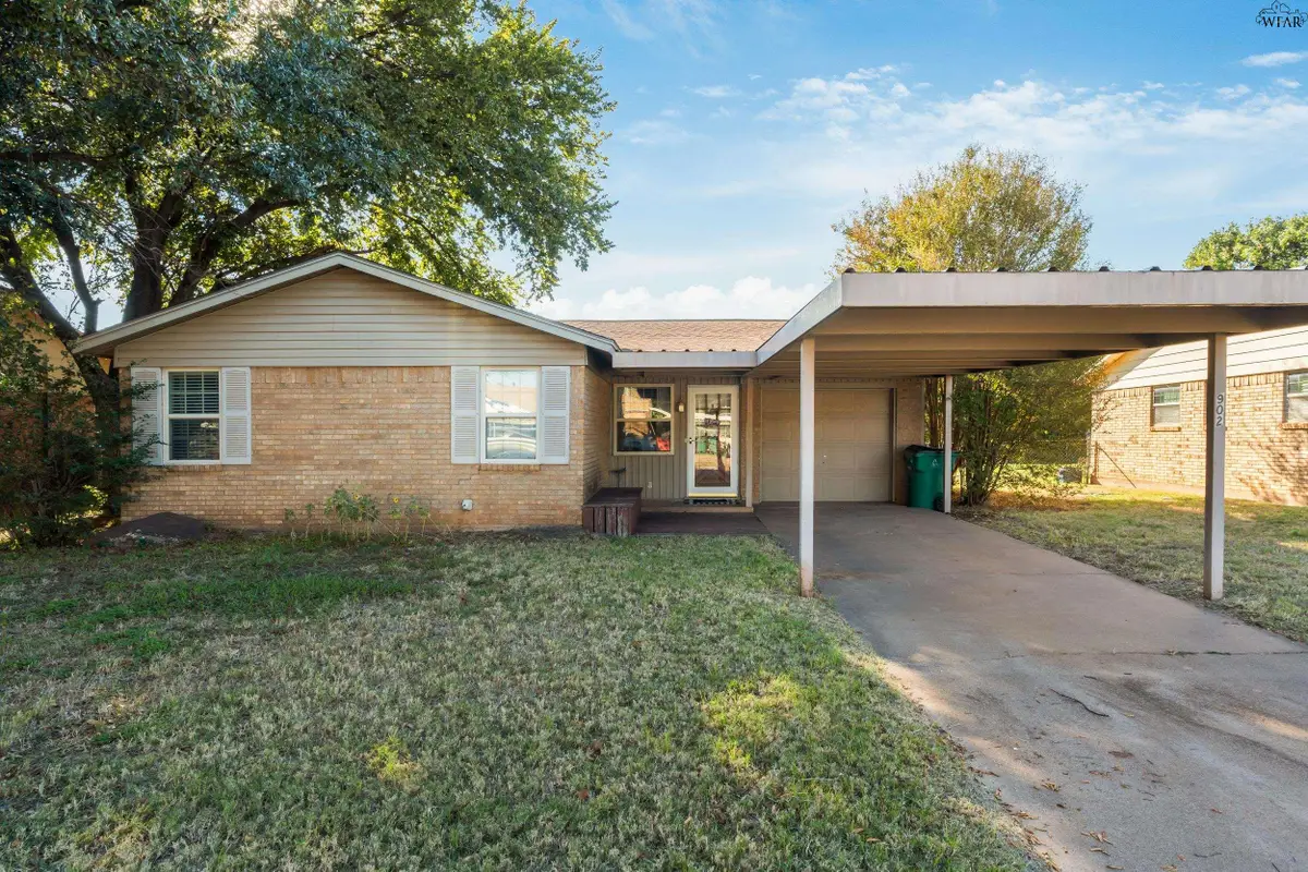 902 FOLEY AVENUE, Iowa Park, TX 76367 - #1