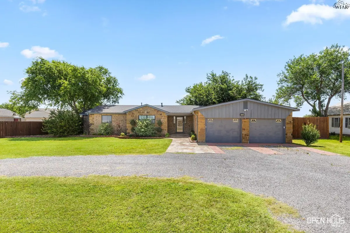 7192 STATE HIGHWAY 79 NORTH, Wichita Falls, TX 76305 - #1