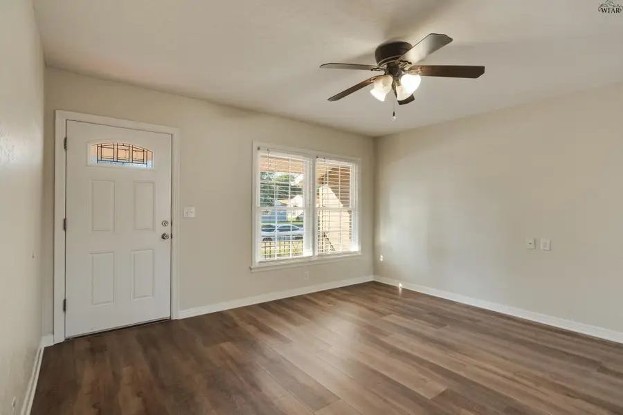 1654 DAYTON AVENUE, Wichita Falls, TX 76301 - #3