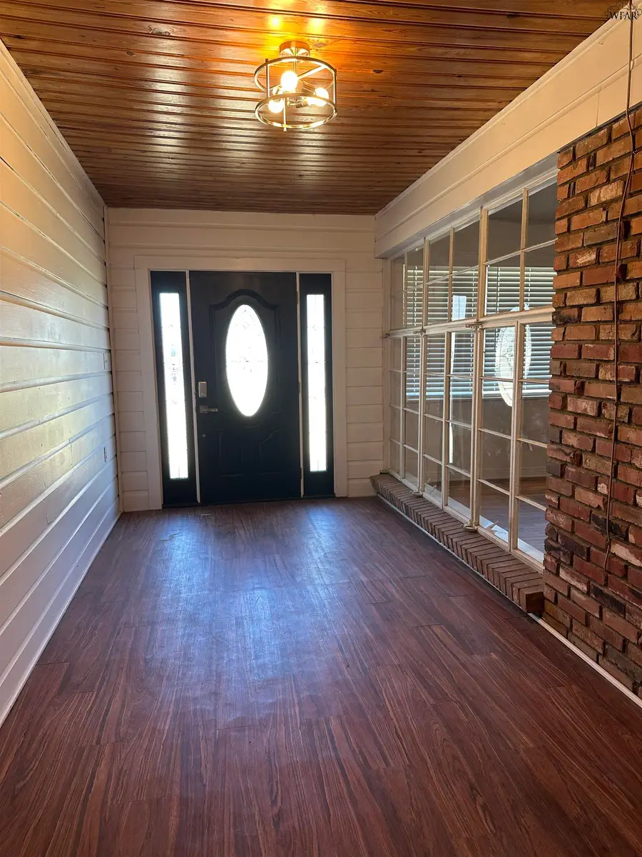 3811 SEYMOUR ROAD, Wichita Falls, TX 76309 - #2
