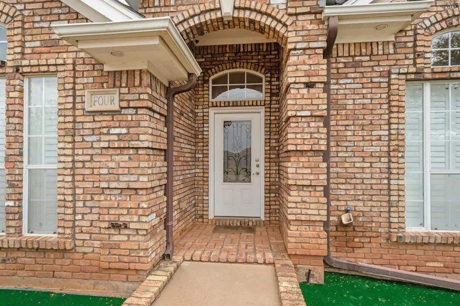 4 WARWICK COURT, Wichita Falls, TX 76309 - #2