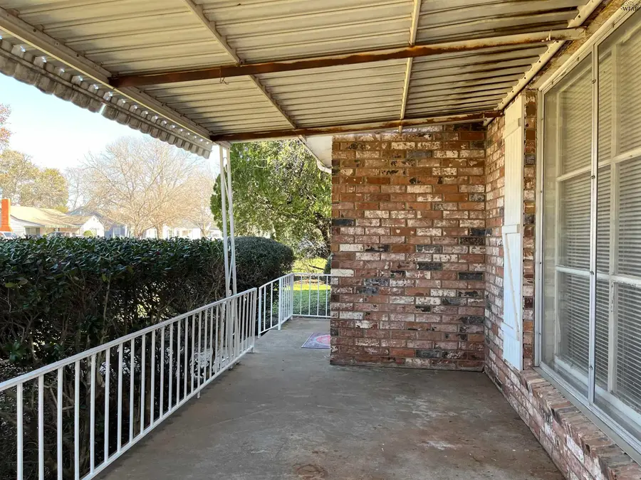 1819 DAYTON AVENUE, Wichita Falls, TX 76301 - #2