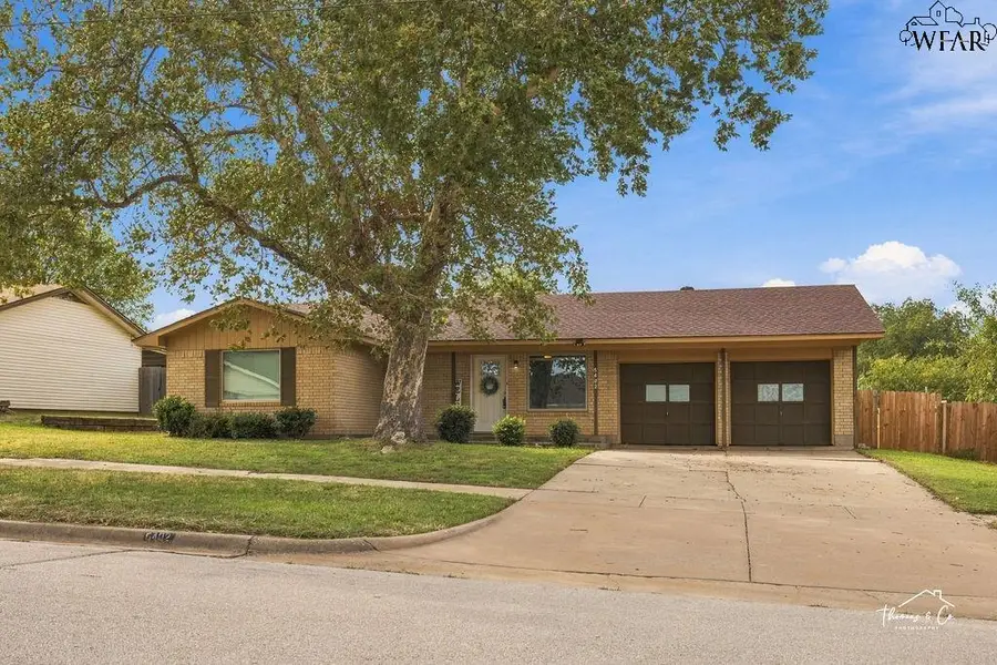 5402 HOOPER DRIVE, Wichita Falls, TX 76306 - #3