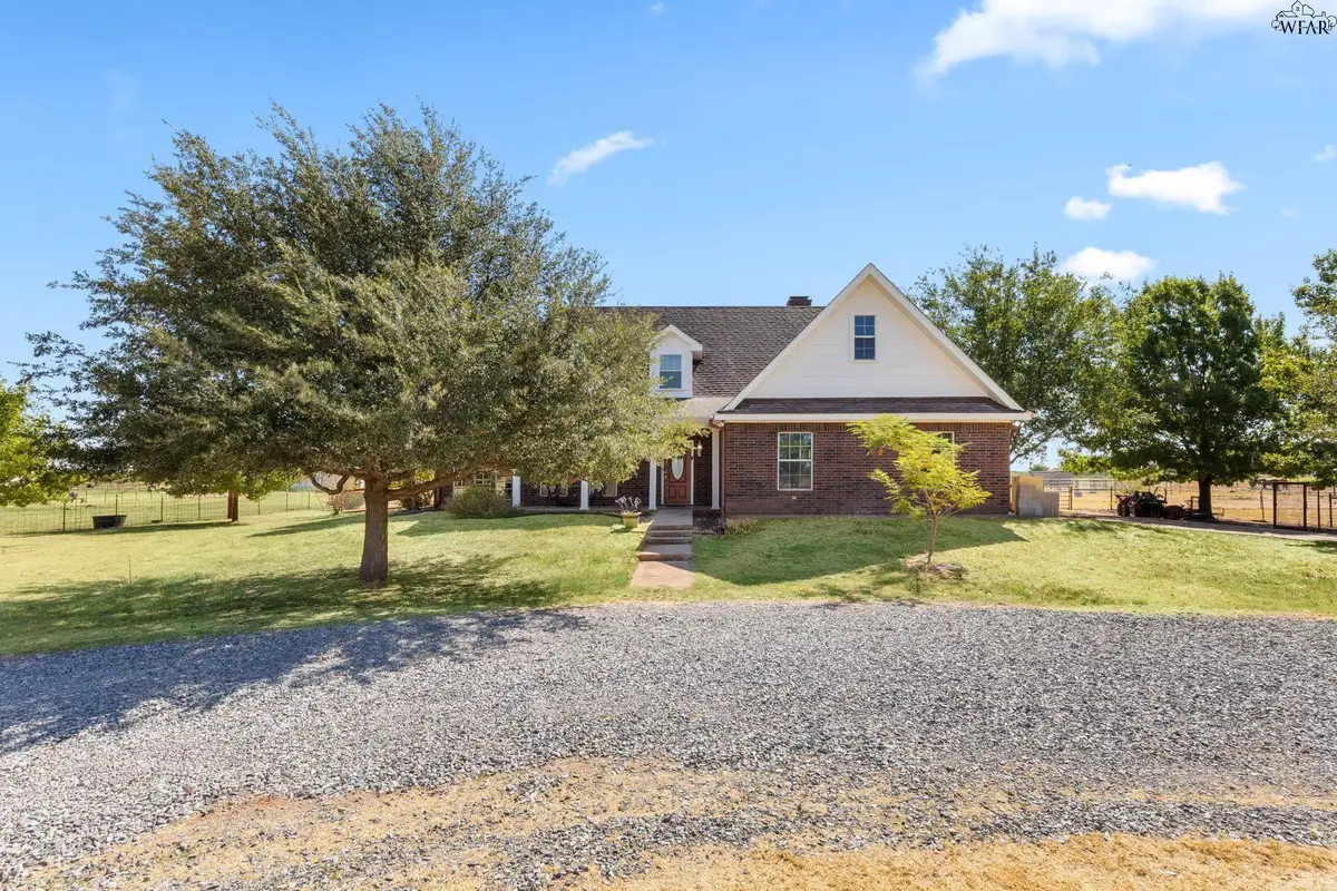 2991 S BELL ROAD, Iowa Park, TX 76367 - #1