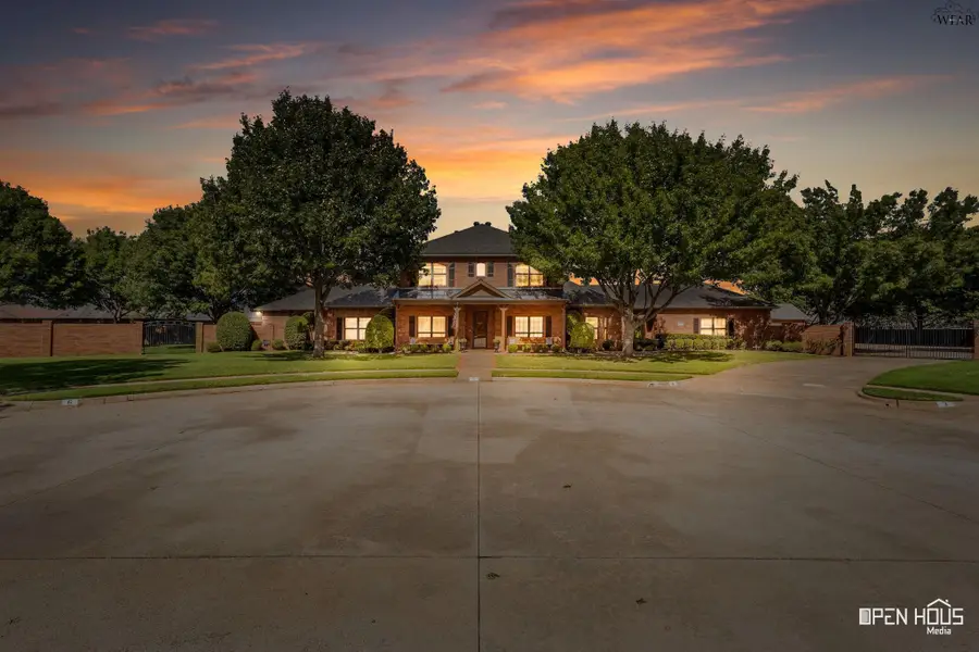 5 BRASS LANTERN COURT, Wichita Falls, TX 76308 - #2