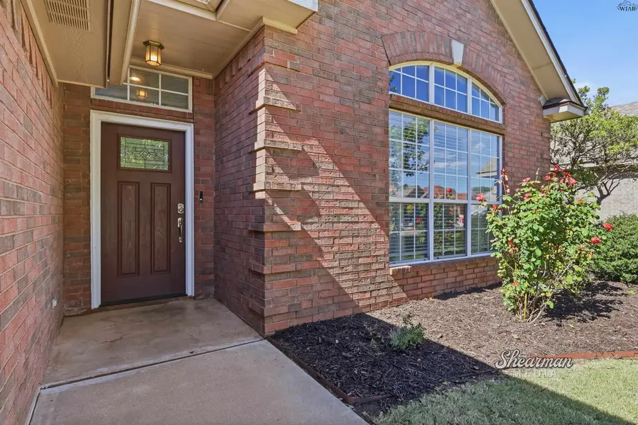 4806 WHISPER WIND DRIVE, Wichita Falls, TX 76310 - #2