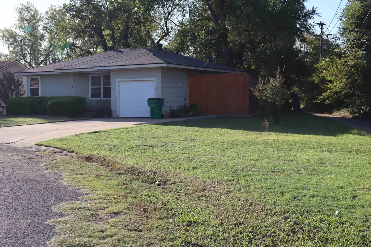 500 MEADOW DRIVE, Burkburnett, TX 76354 - #1