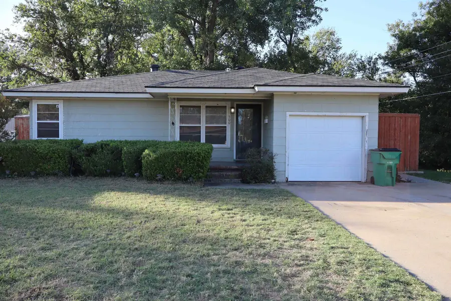 500 MEADOW DRIVE, Burkburnett, TX 76354 - #3