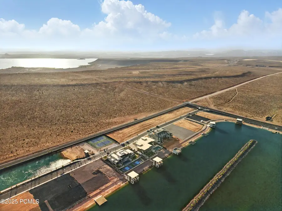 3988 S Shore Drive, Hurricane, UT 84737 - #2