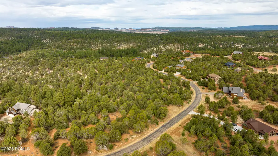 662 S Zion Drive, Orderville, UT 84758 - #2