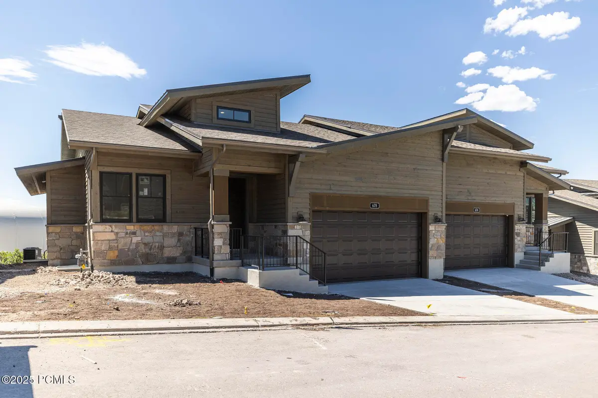 678 E Silver Hill Loop, Hideout, UT 84036 - #1