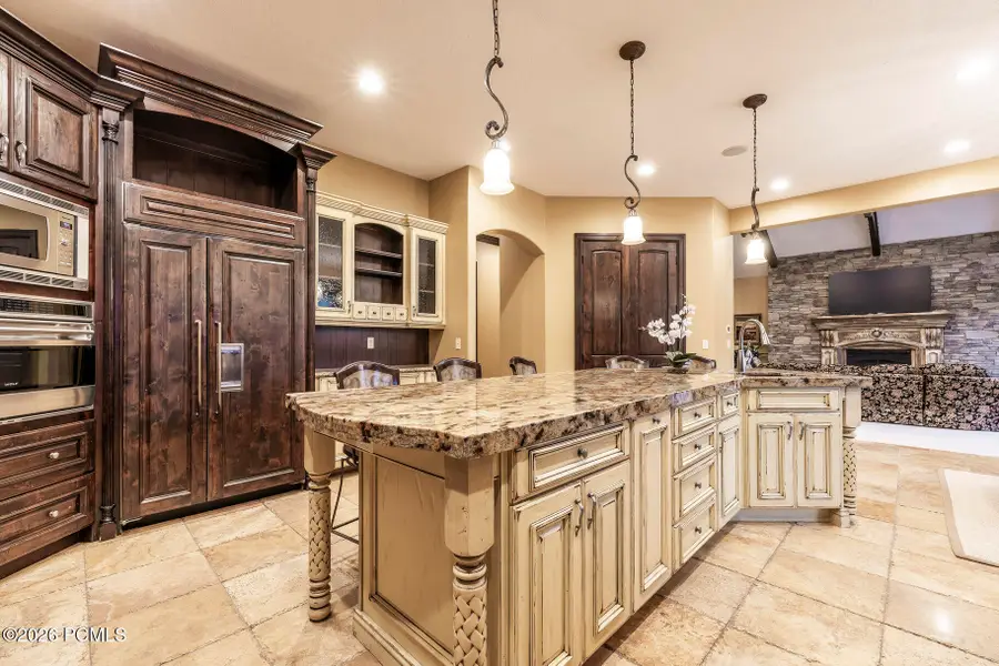 6150 S Murdoch Woods Place, Holladay, UT 84121 - #3