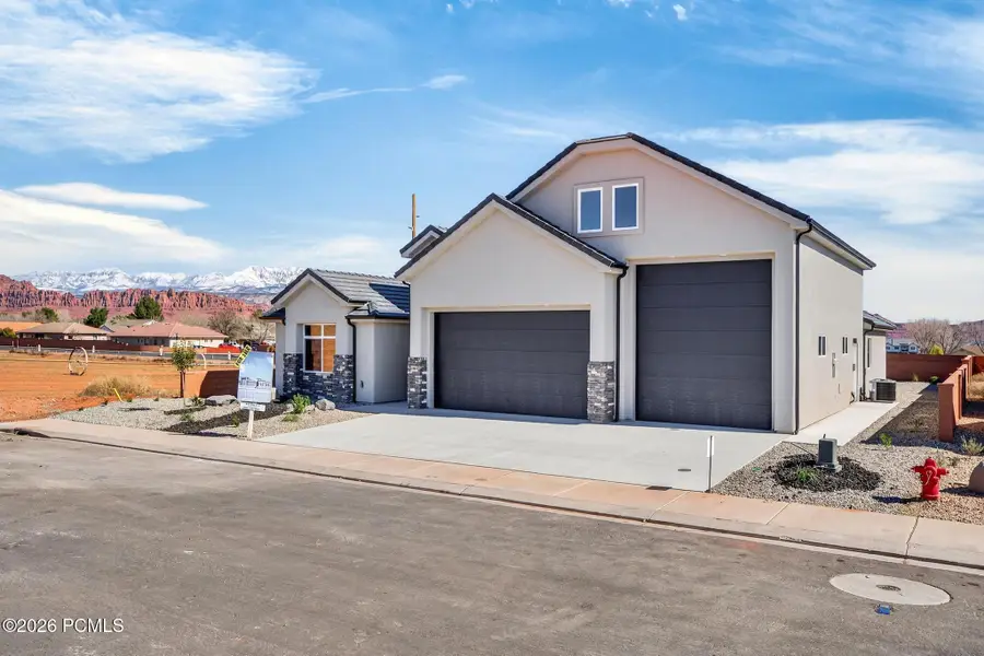 915 S 170 E, Ivins, UT 84738 - #3