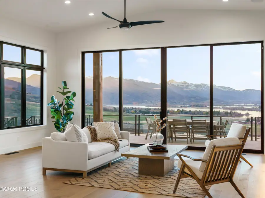 7554 E Dogwood Drive, Huntsville, UT 84317 - #3