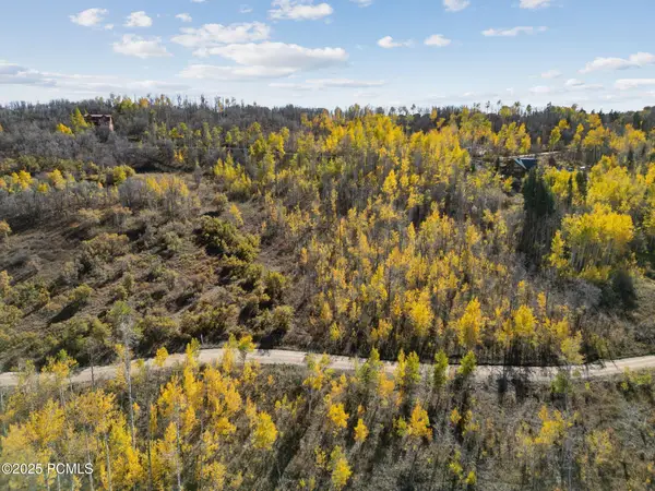 276 W Bear Tooth Ridge, Coalville, UT 84017