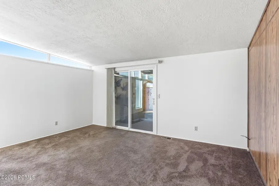 4668 S Green Valley Drive, Salt Lake City, UT 84107 - #3