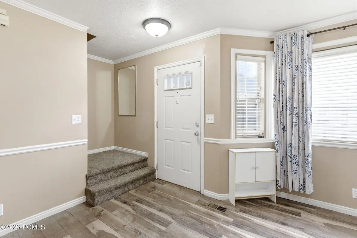 1052 S 950 #Apt 33, Provo, UT 84606 - #1