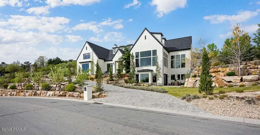 11 Cross Hill Lane, Sandy, UT 84092 - #3