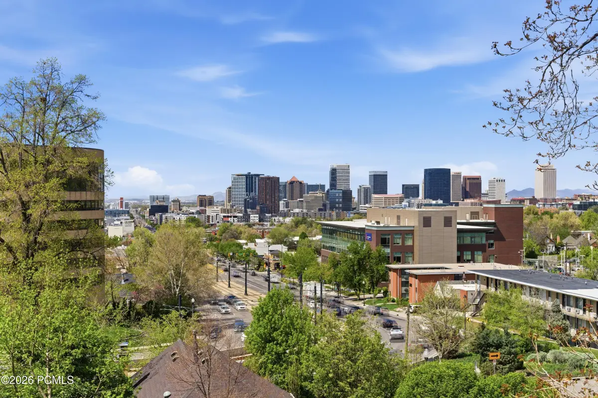 1032 E 400 South #Apt 301b, Salt Lake City, UT 84102 - #1