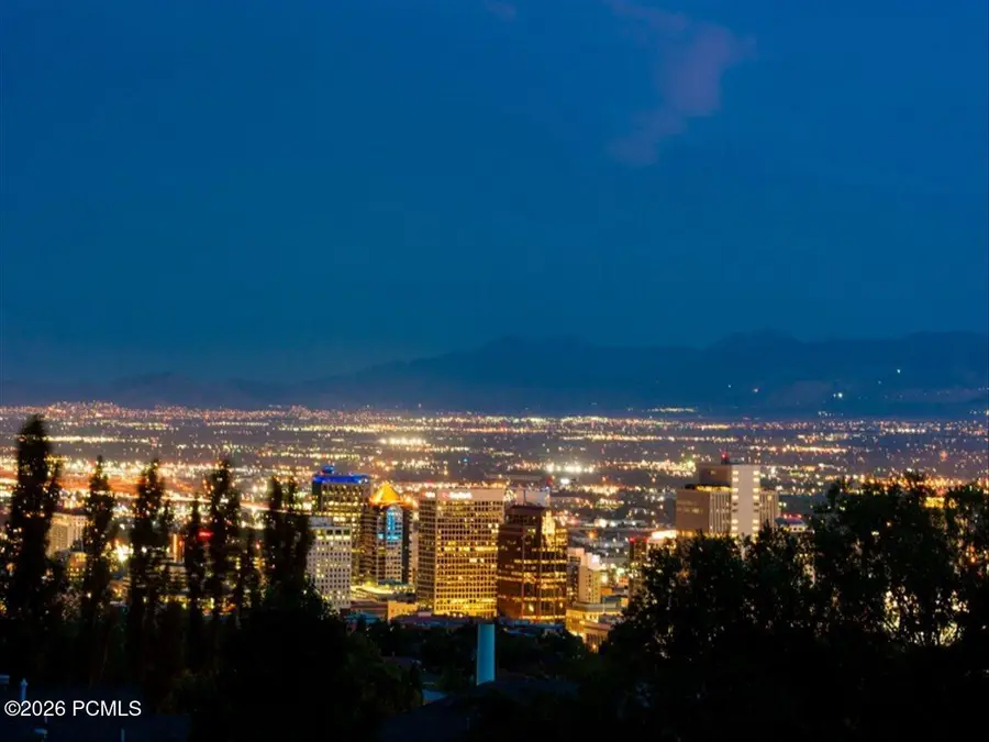 400 E Capitol Park Avenue #Unit 401, Salt Lake City, UT 84103 - #2