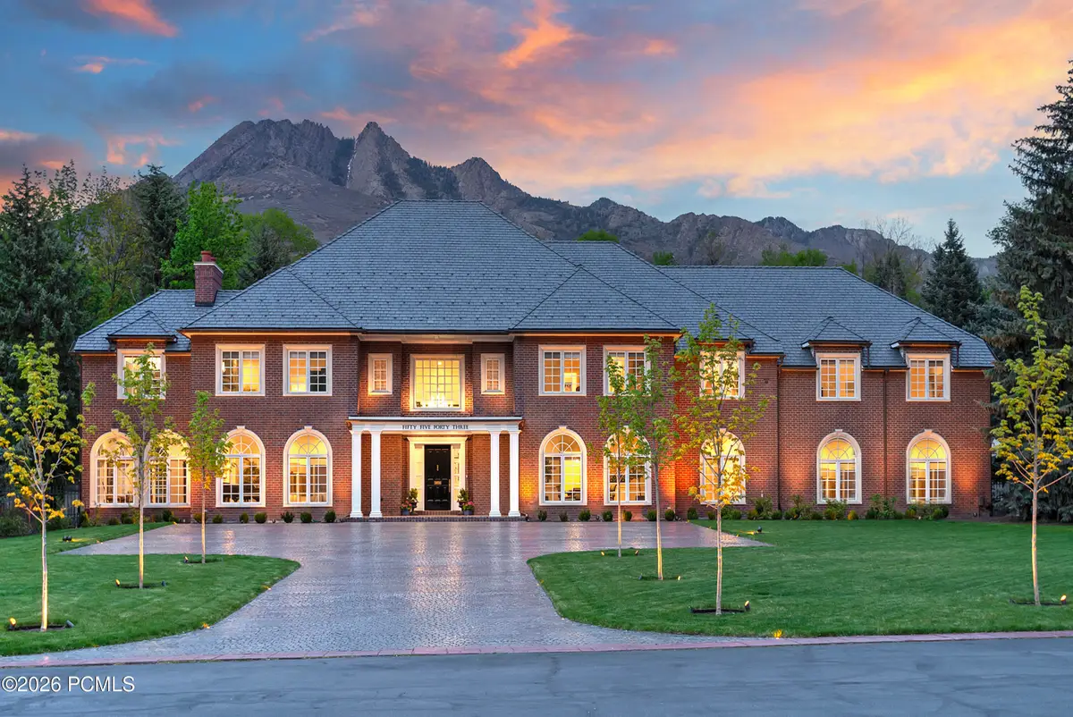 5543 Walker Woods Lane, Holladay, UT 84117 - #1