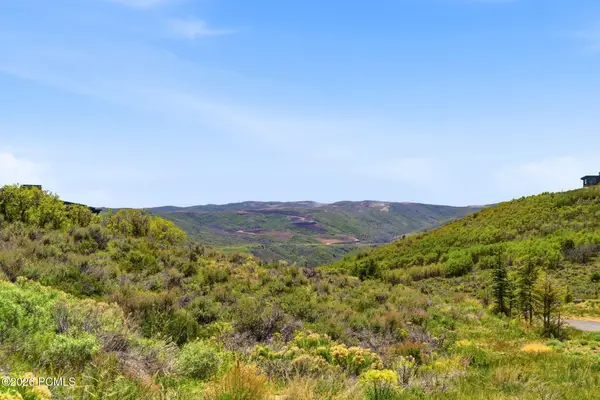2490 E Sundowner Ridge Drive, Kamas, UT 84036