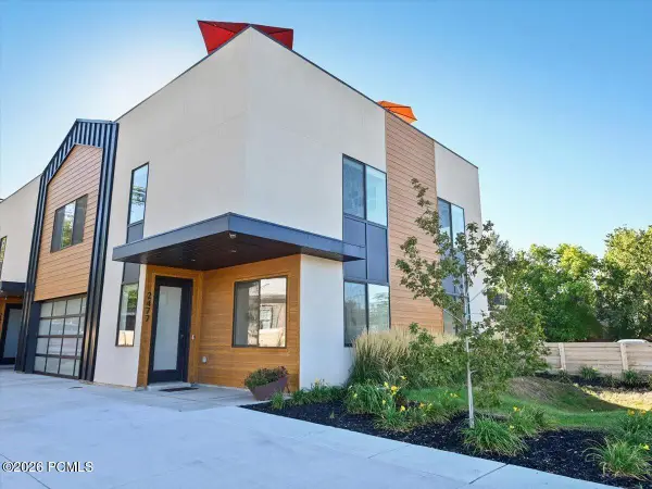 2477 E 700, Salt Lake City, UT 84106