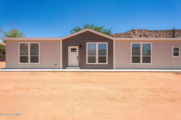 476 E Jessop Avenue, Hildale, UT 84784