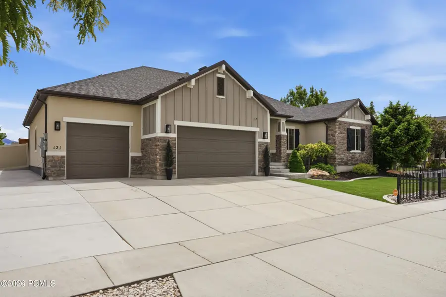 121 W Misty Brook Lane, Tooele, UT 84074 - #3
