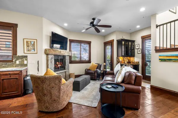 4189 Willow Draw Road #Unit 201, Park City, UT 84098